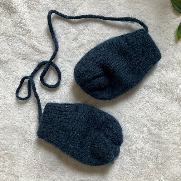 Baby Mittens Bundle 0-9M | Navy Knit String Mitts + Blue Fleece Bonus Pair - Picture 3 of 10